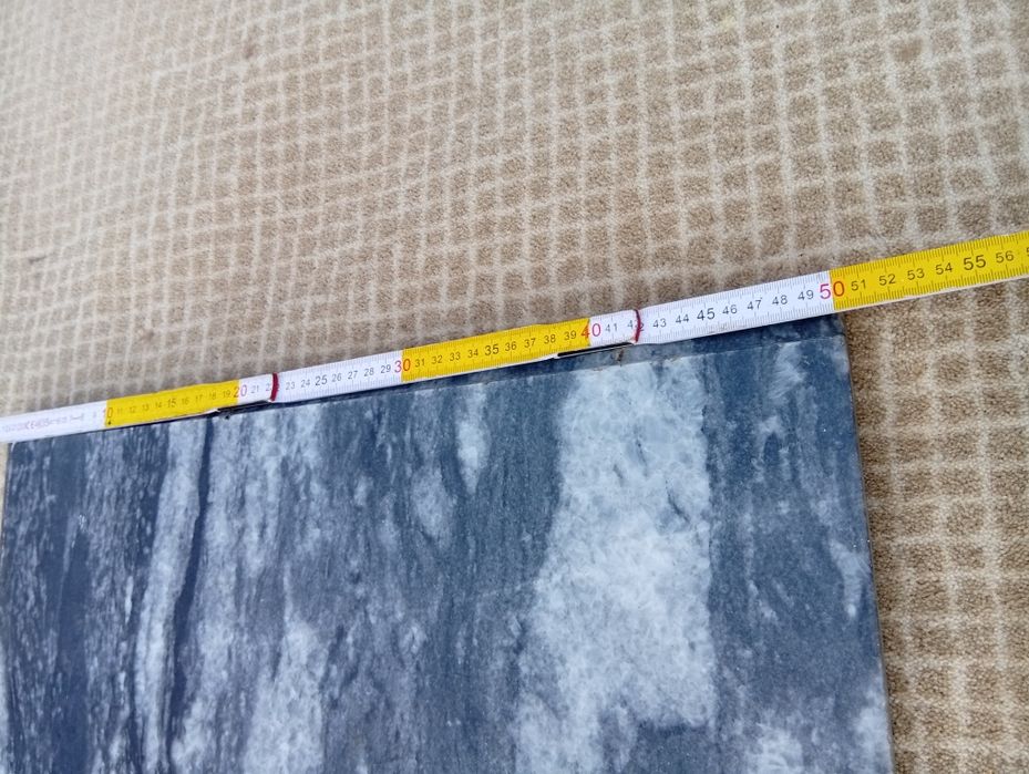 Tampo de móvel em mármore Tampo de móvel em mármore como novo

Medidas