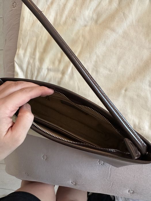 Сумка багет Estro коричнева