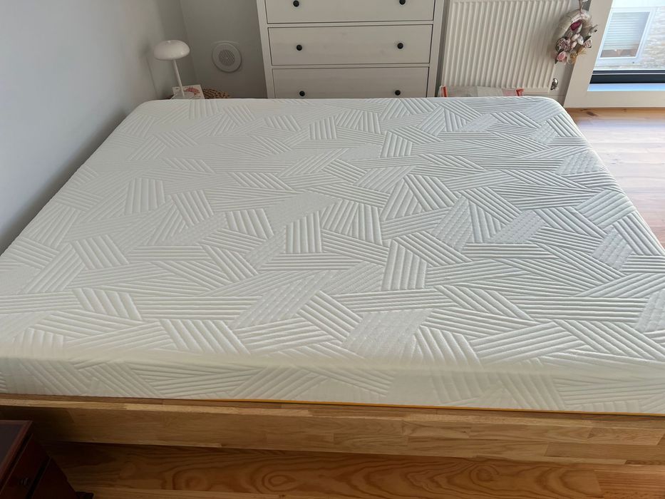 Cama em Carvalho maciço (160x200) + Colchao Ecosleep