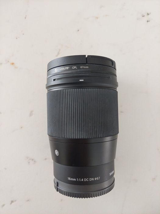 Lente Sigma 16mm F1.4 DC DN  para Sony