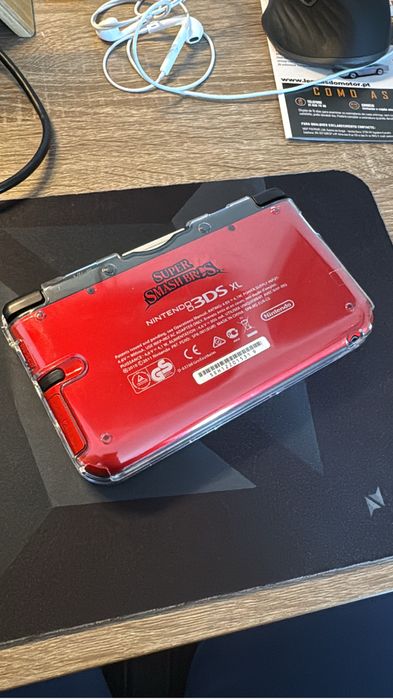 Nintendo 3DS XL Super Smash Bros Edition + Acessórios