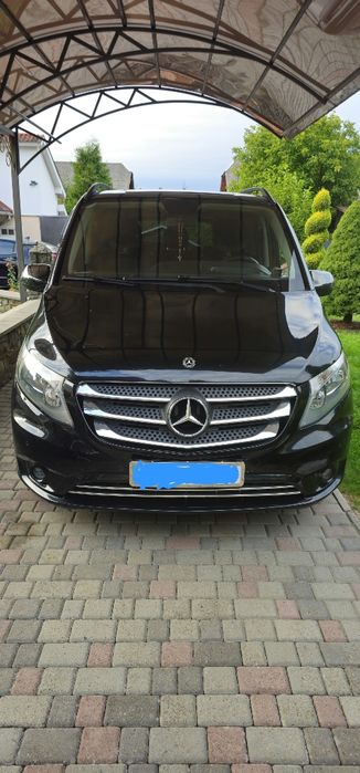 Задні фонарі,Фари передні на Mercedes  Vito 447
