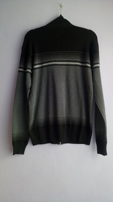 Sweter XL- XXL zasuwany