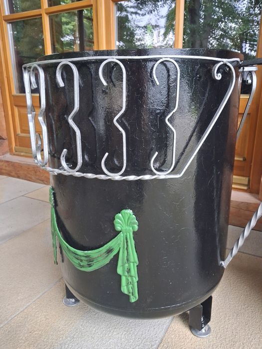 Bardzo duże donice ozdobne