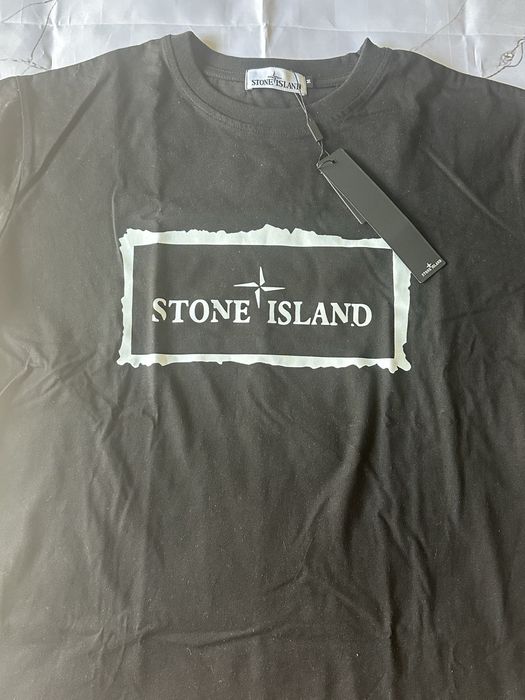 Tshirt preta da Stone Island