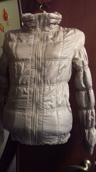 курточка на девочку (весна-осень) разм 40, куртка, ветровка