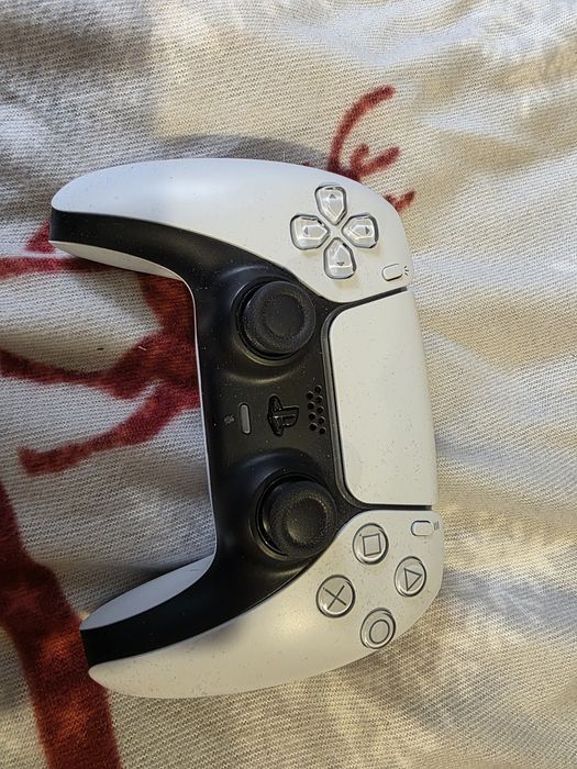 Playstation 5 pro z napędem