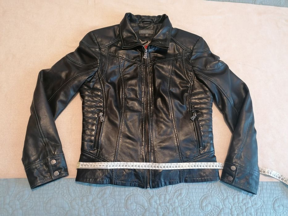 Blusão preto de pele genuína