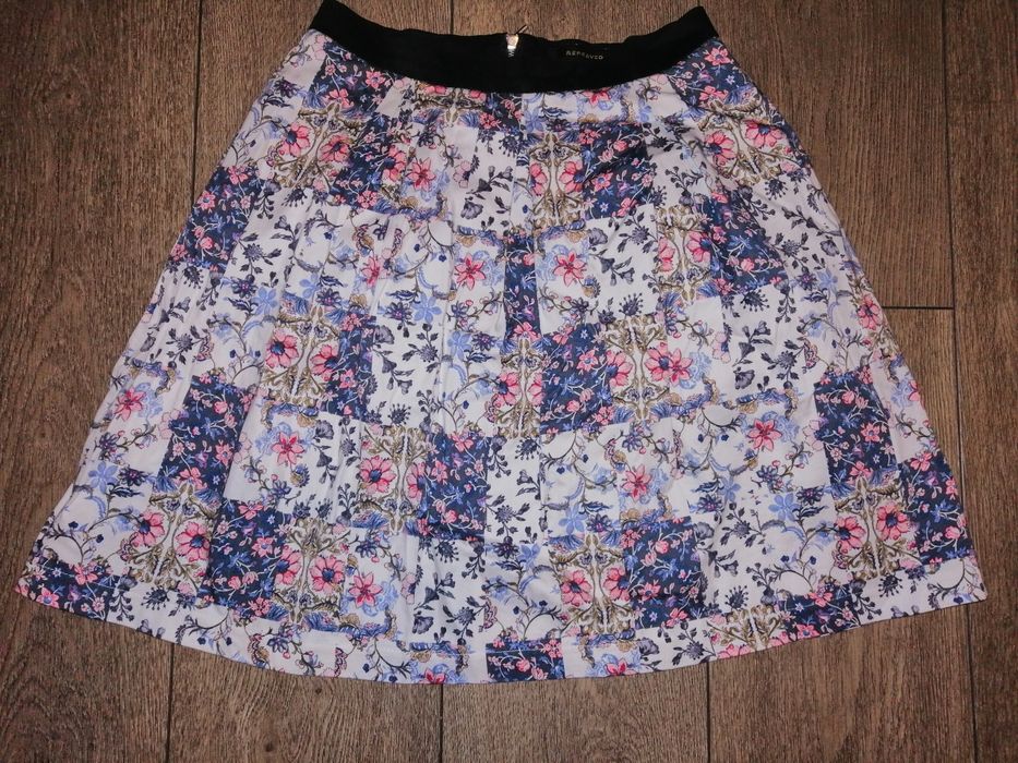 Spódnica damska, rozm. 34/Xs, Reserved