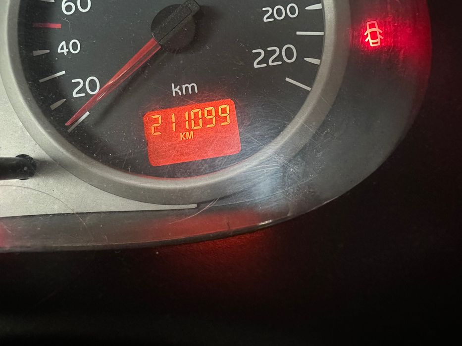 Vendo ou troco por moto 4 com matrícula