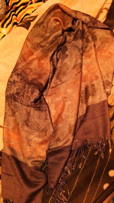 Женский шарф. Шаль