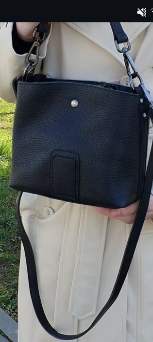 Продам сумочки все в идеальном состоянии, натуральная кожа