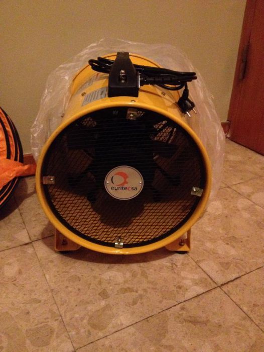 Extractor Ventilador de ar de solo MASTER BLM 6800