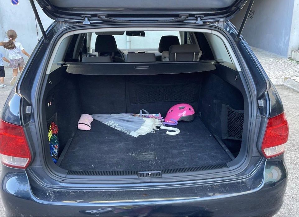 VW Golf V viatura nacional e bem estimada com poucos kms