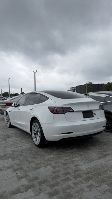 Tesla model 3 2022 LFP