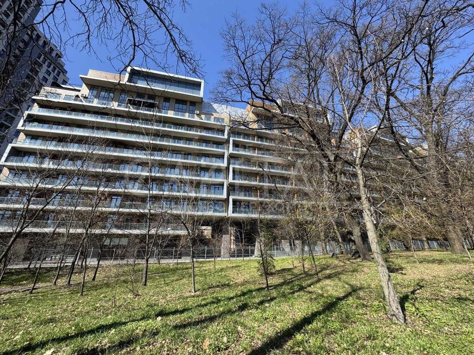 Продаж / Квартири / Берестейский/ КПІ/ Київ / ЖК Crystal Park/ Терасса