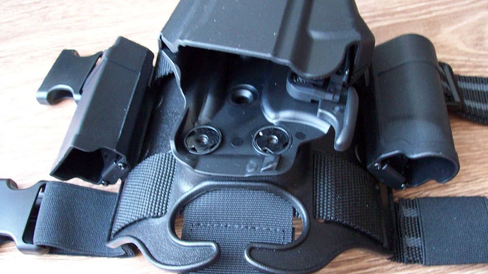 Zestaw taktyczny do CZ P-01, SP01, CZ 97, Sig Sauera i innych..