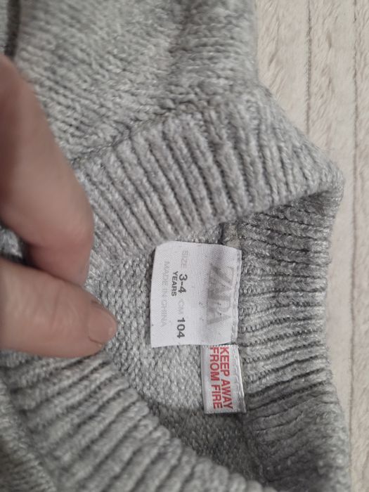 Zestaw ubranek dla dziewczynki rozmiar 104