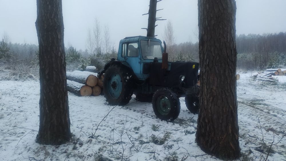 Продам трактори МТЗ-82 та МТЗ-80 з лісовими захватами (з документами)