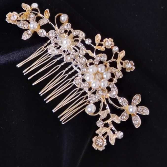 Гребень в волосы