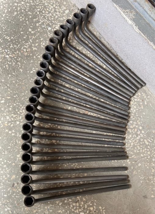 Крюк Ключ буксировочний Mercedes Sprinter Iveco