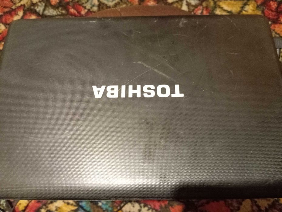Laptop TOSHIBA 15,6"