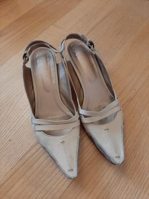 Skorzane buty Bata roz. 40