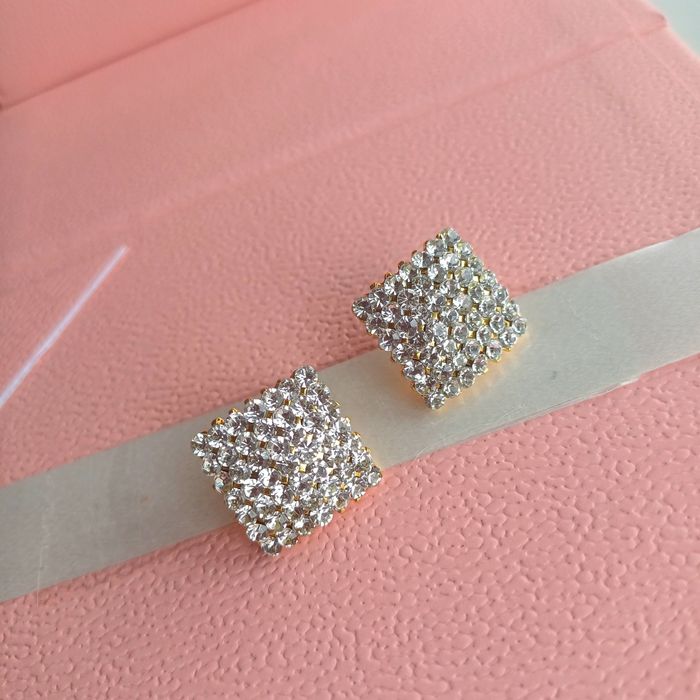 Brinco elegante cristais aurora boreal Swarovski banhada a ouro