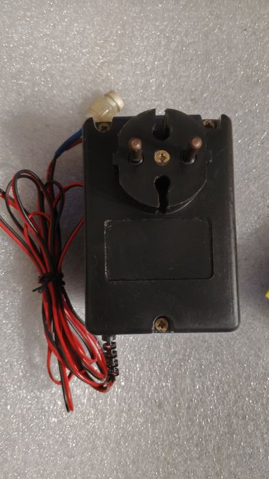 Блок питания 12 В 1000 мА