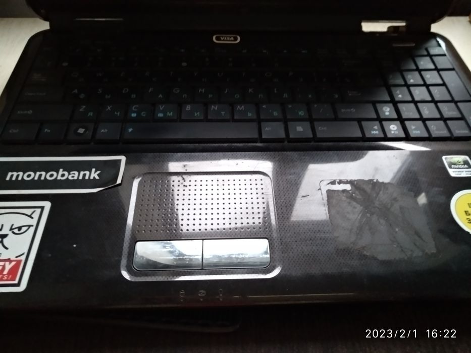 Ноутбук   ASUS .