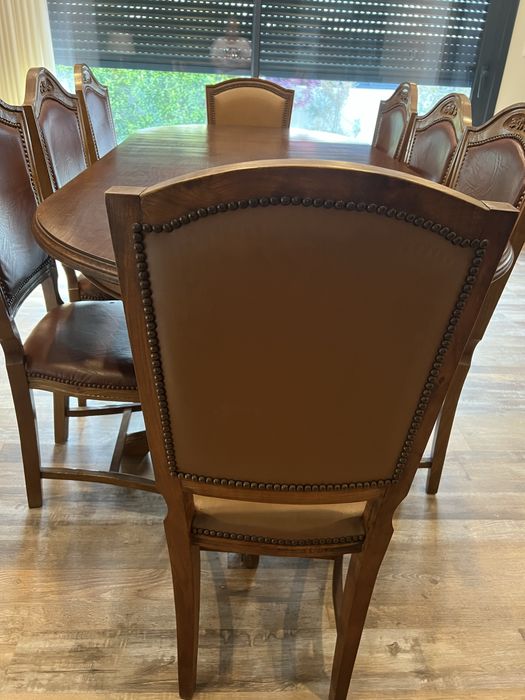 Mesa de jantar com 6 cadeiras