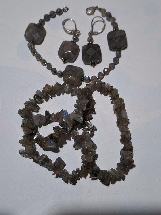 Серьги с натуральным лабрадоритом