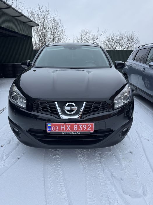 Продам  Nissan Qashqai+2 2012