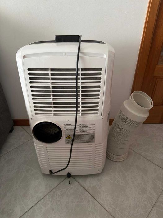 Ar Condicionado Portátil De'Longhi Pinguino PAC EL92 SILENT (2,5 kW / A+)