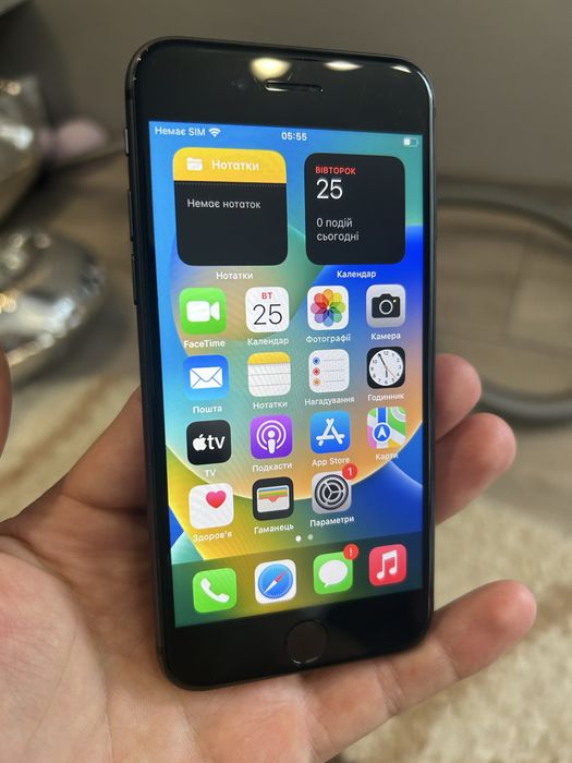 Iphone 8 64Gb в дуже гарному стані.