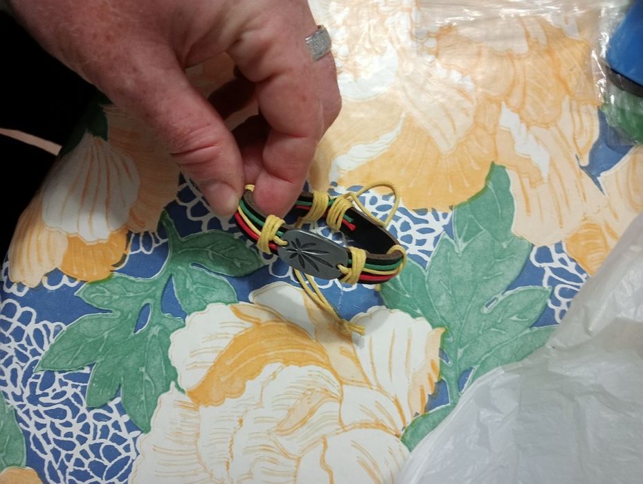 Pulseira rasta canabis