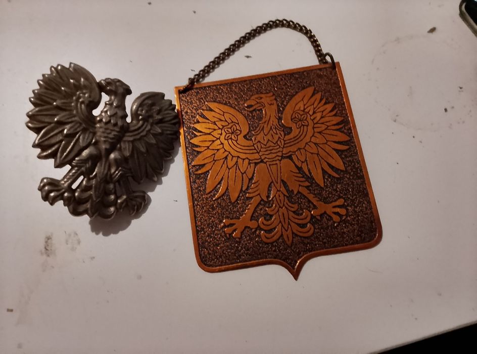 Orzełki zPRl metalowe