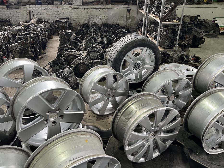 титани Р16 5х112 колесные диски R16 passat b6 golf 5 touran skoda a5