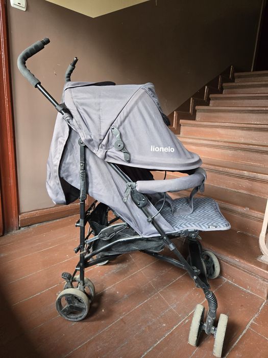 Wózek spacerowy typu parasolka Lionelo szary