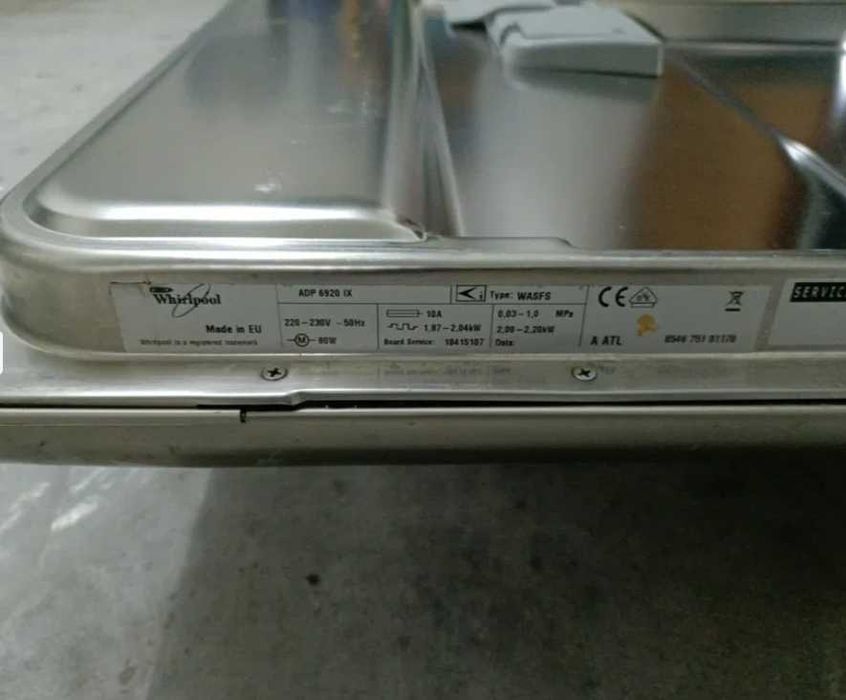 Máquina Lavar Loiça - Whirlpool ADP 6920 IX