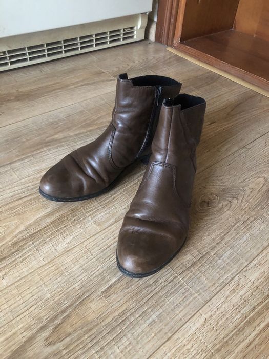 Продам шкіряні черевички фірми rieker.