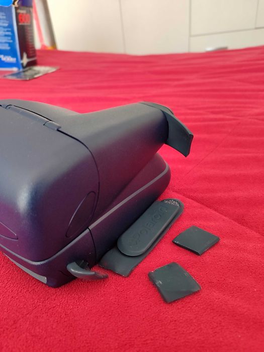 Máquina fotográfica Polaroid antiga