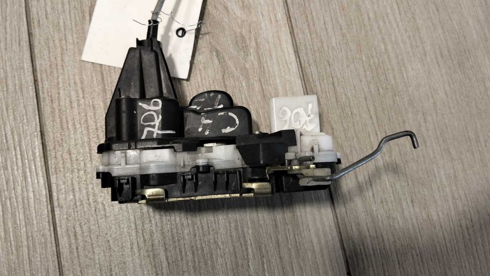Fechadura traseira esquerda Citroen c4