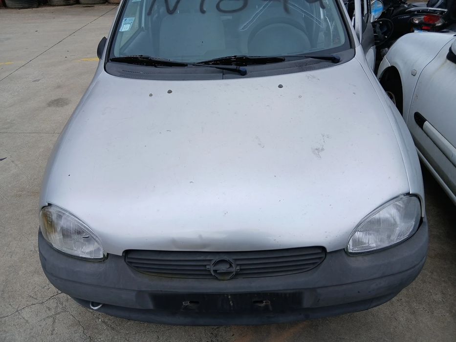 Capot OPEL Corsa B