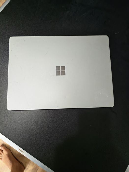 Surface Laptop 1ª Gen (2017) | i5-7300U | 8GB | 256GB SSD | Touch | Win 11 Pro