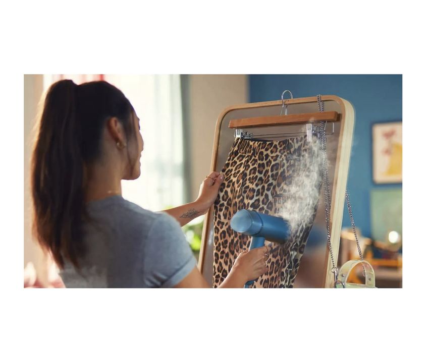 Semi-nova: Máquina de Engomar a Vapor PHILIPS STH3000/20 (1000 W - Débito Vapor 20 g/min)