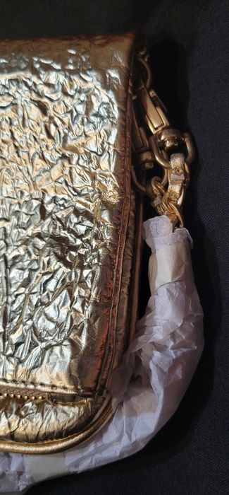 Clutch ZADIG&VOLTAIRE. 250euros.