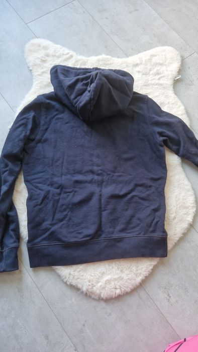 Granatowa bluza z kapturem Jack & Jones w rozmiarze M.