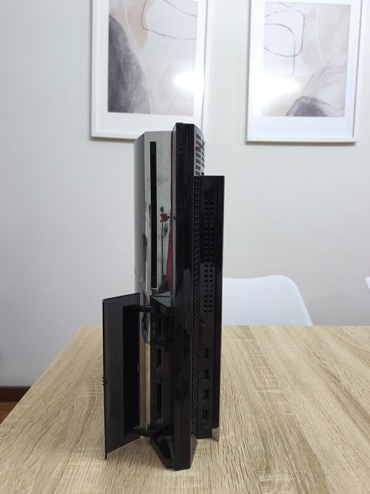 PlayStation 3 60GB Retrocompatível PS2 – Nunca Aberta – Selo Original