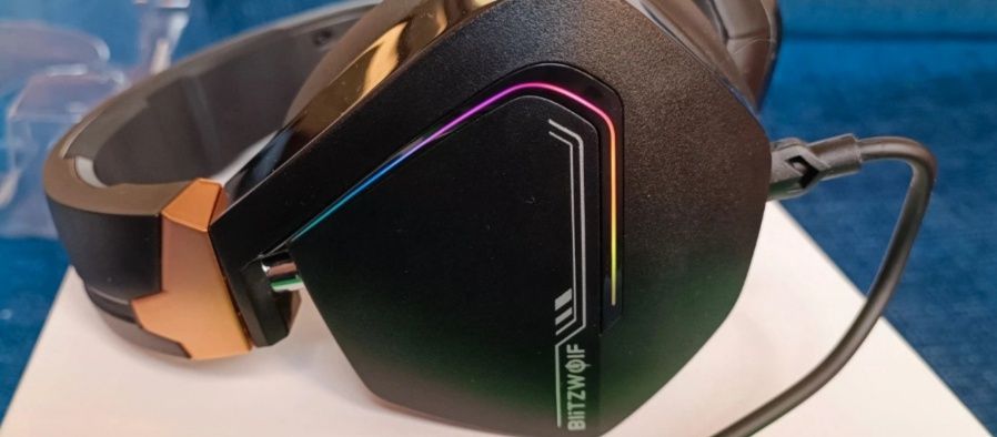 Auscultadores RGB com micro removivel BlitzWolf 7.1 virtual sound